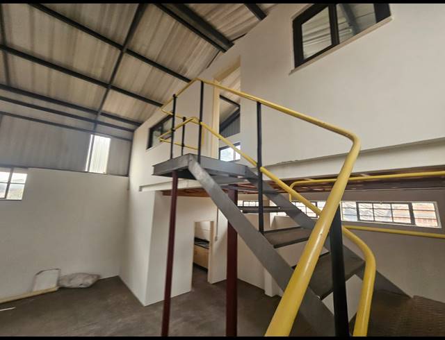540M² WAREHOUSE TO LET IN ALRODE